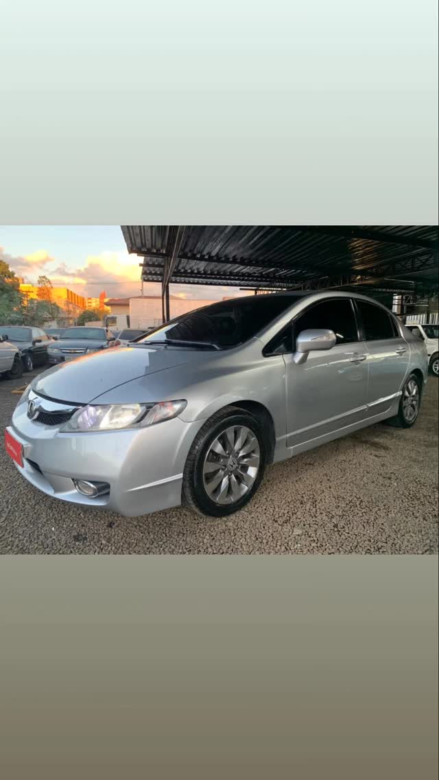 Honda Civic LXL prata 2010 à venda na Stoco Motors