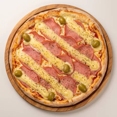 Pizza de lombo com catupiry